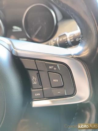 JAGUAR E-Pace usata, con Servosterzo