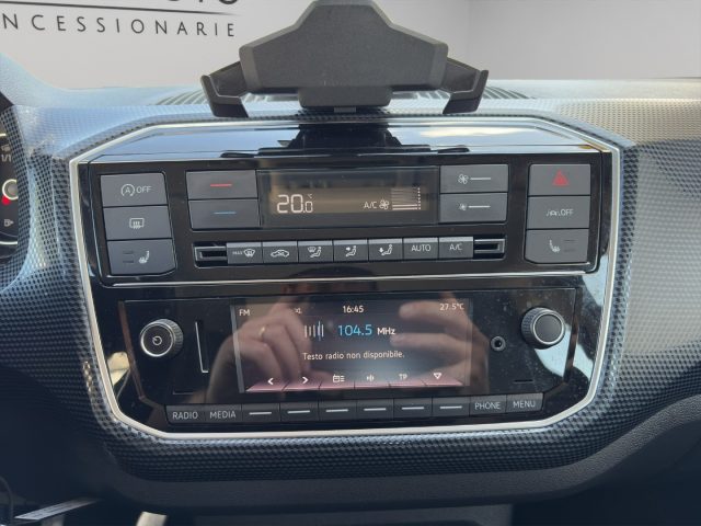 VOLKSWAGEN up! usata, con Bluetooth