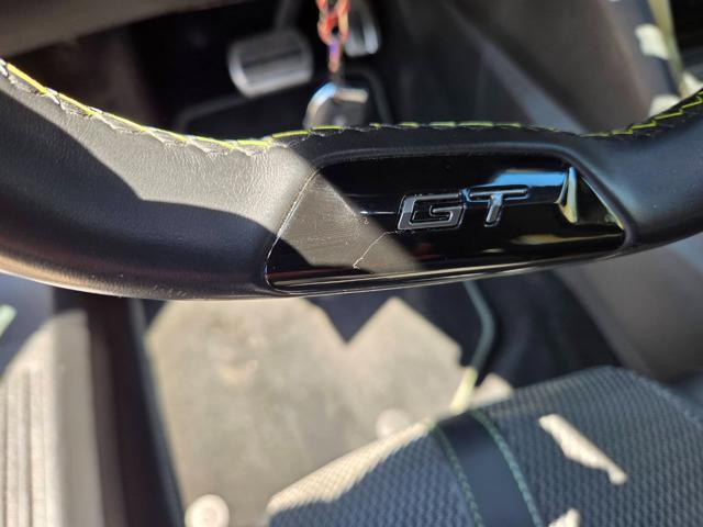 PEUGEOT 2008 usata, con Controllo automatico clima