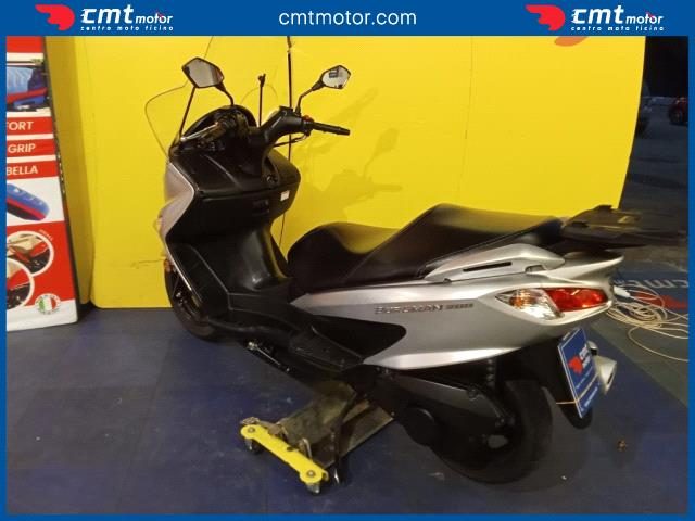 SUZUKI Burgman UH 200 usata 5