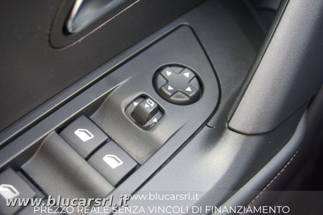 PEUGEOT 2008 usata 17