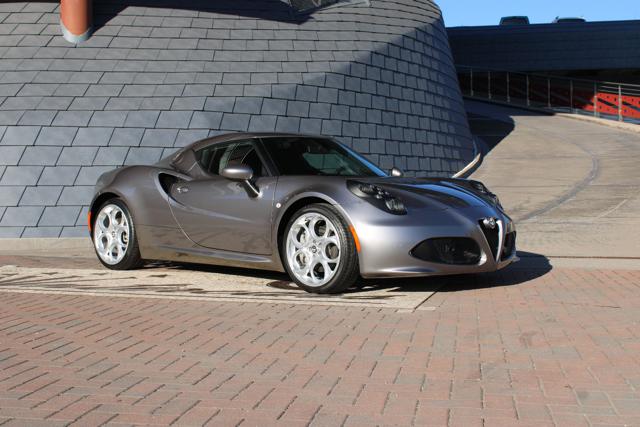ALFA ROMEO 4C usata, con Airbag