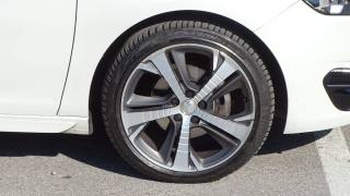 PEUGEOT 308 usata, con Servosterzo