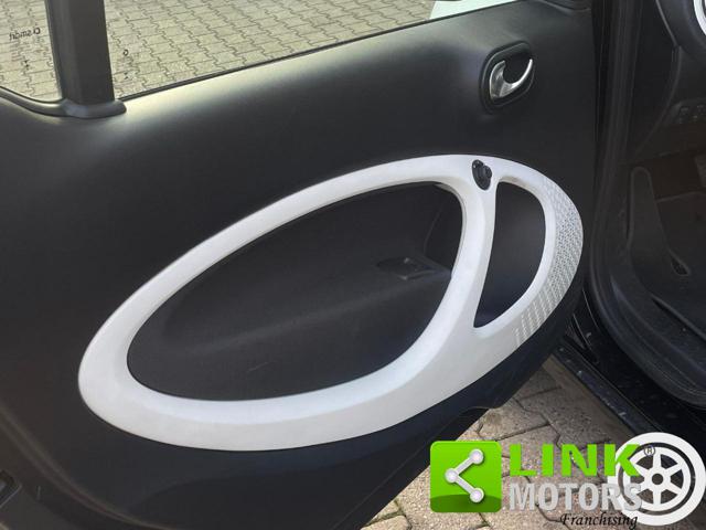 SMART ForTwo usata, con Touch screen