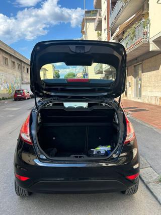 FORD Fiesta usata, con MP3