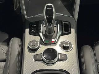 ALFA ROMEO Stelvio usata, con Bluetooth
