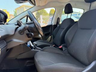 PEUGEOT 208 usata, con Boardcomputer