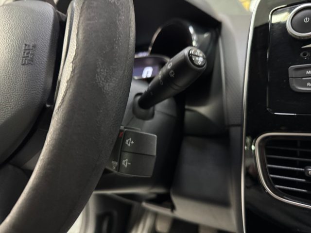 RENAULT Clio usata, con Bluetooth