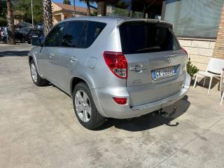 TOYOTA RAV 4 usata, con Autoradio