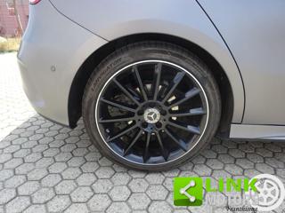 MERCEDES-BENZ A 200 usata, con Cronologia tagliandi