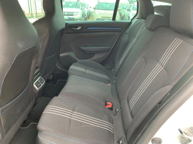 RENAULT Megane usata, con Controllo automatico clima