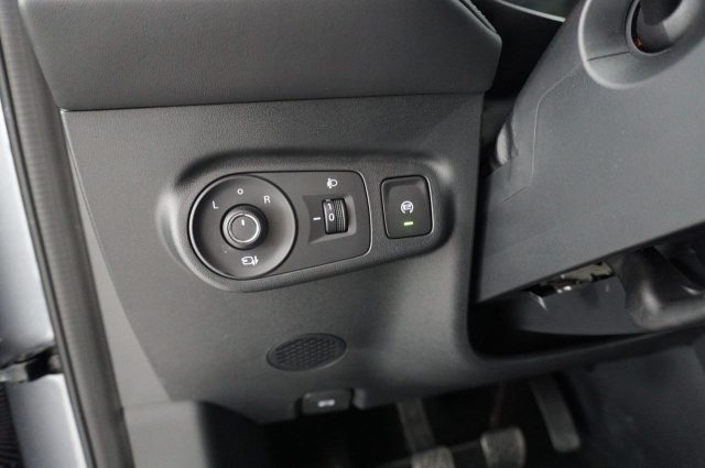 MG ZS usata, con Sedile posteriore sdoppiato