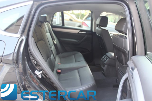 BMW X4 usata, con Fari Xenon