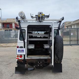 LAND ROVER Defender usata 15