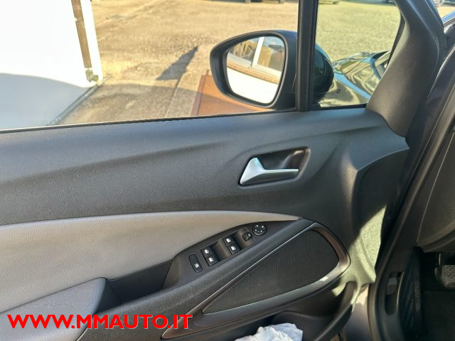 OPEL Crossland X usata, con Cruise Control