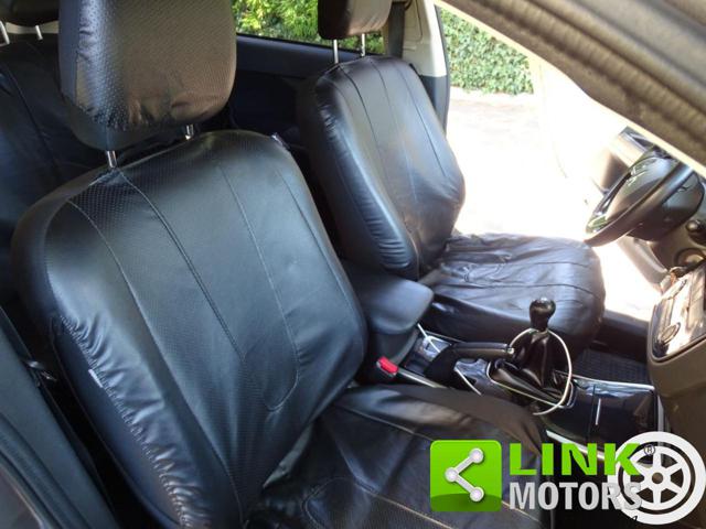 MITSUBISHI Outlander usata, con Specchietti laterali elettrici