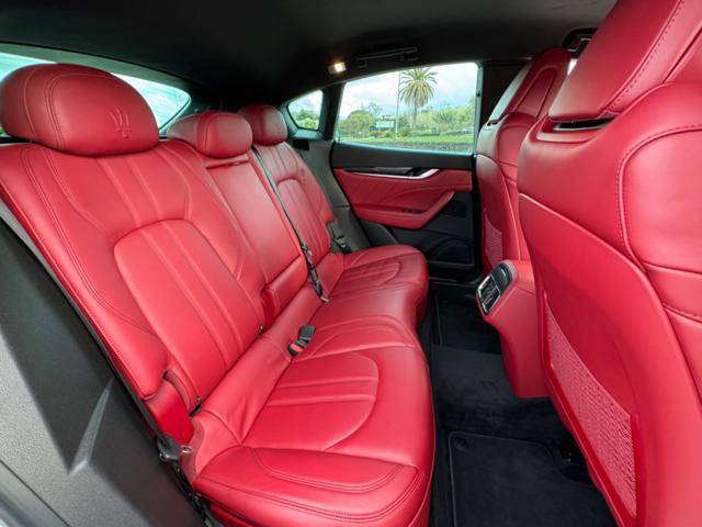 MASERATI Levante usata, con Sedile posteriore sdoppiato