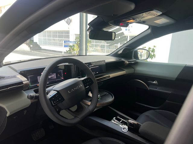 LANCIA Ypsilon usata, con Controllo automatico clima