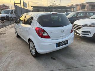 OPEL Corsa usata, con Autoradio