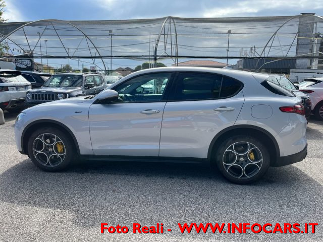 ALFA ROMEO Stelvio usata, con Controllo automatico clima