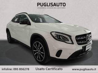 MERCEDES-BENZ GLA 200 d Automatic Premium