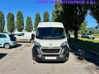 PEUGEOT Boxer usata, con Airbag