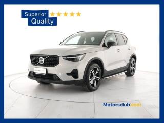 VOLVO XC40 B3 automatico Plus Dark