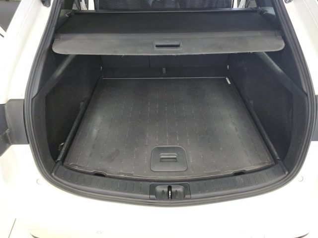 SUZUKI Swace usata, con Fendinebbia