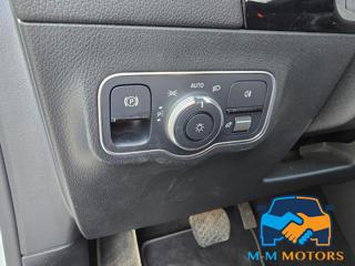 MERCEDES-BENZ GLA 200 usata, con Airbag testa