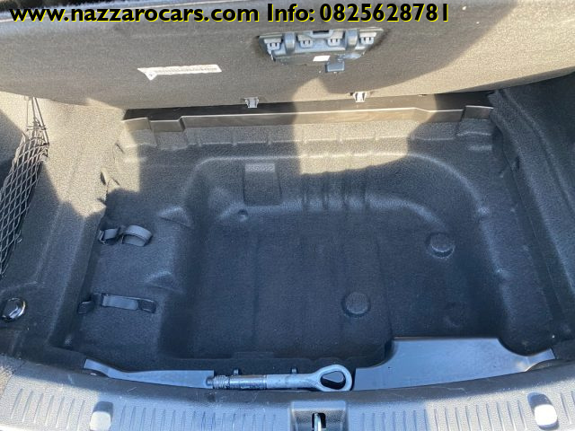 MERCEDES-BENZ E 220 usata, con Chiamata automatica per emergenze