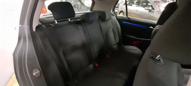 VOLKSWAGEN Golf usata, con ESP