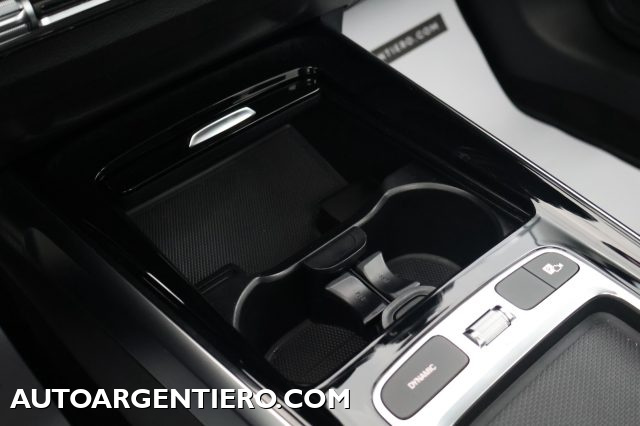 MERCEDES-BENZ GLB 180 usata, con Cronologia tagliandi