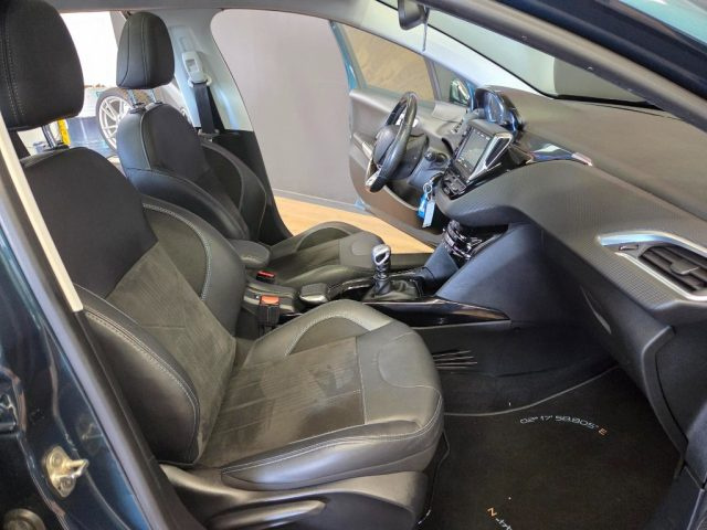 PEUGEOT 2008 usata 16
