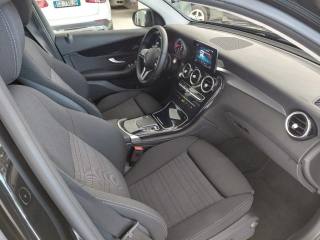 MERCEDES-BENZ GLC 300 usata, con Autoradio digitale