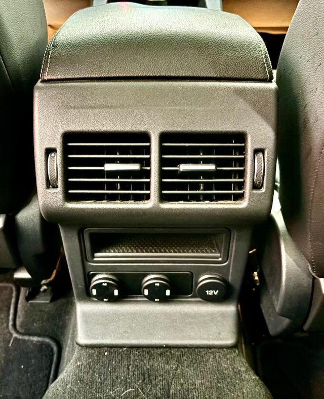 JAGUAR F-Pace usata, con Fari Xenon