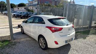 HYUNDAI i30 usata, con Airbag laterali