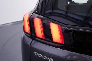 PEUGEOT 5008 usata, con Head-up display