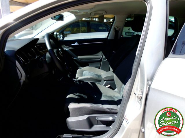 VOLKSWAGEN Golf usata, con Chiusura centralizzata