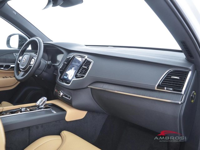 VOLVO XC90 usata 13