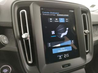 VOLVO XC40 usata, con Volante in pelle