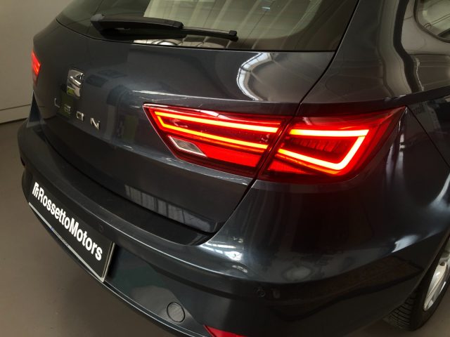 SEAT Leon usata, con Fari LED