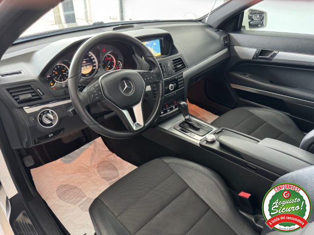 MERCEDES-BENZ E 220 usata, con Autoradio