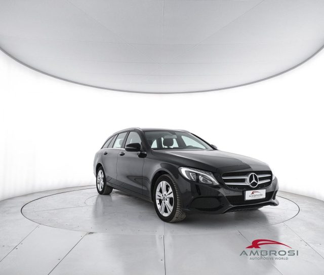 MERCEDES-BENZ C 200 usata 1