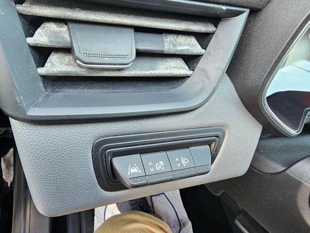 RENAULT Clio usata, con Servosterzo