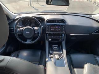 JAGUAR F-Pace usata, con Fendinebbia
