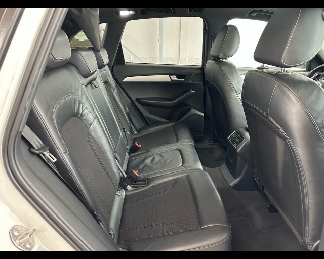 AUDI Q5 usata, con Airbag testa