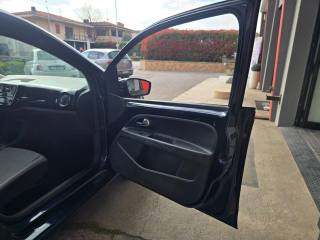 VOLKSWAGEN up! usata 54