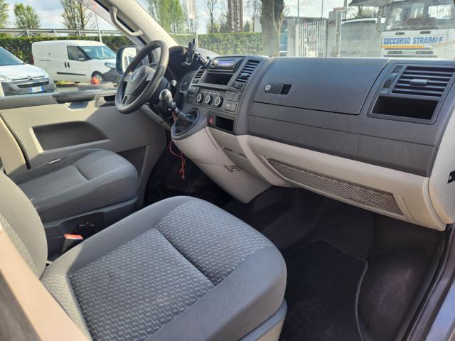 VOLKSWAGEN Caravelle usata, con ESP