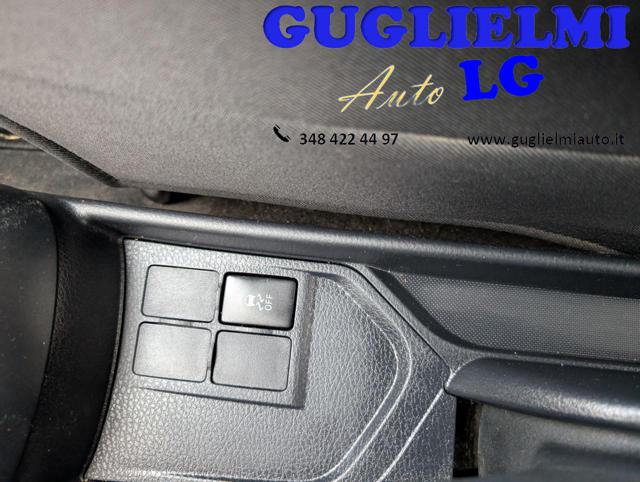 TOYOTA Yaris usata, con Airbag testa