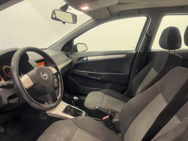 OPEL Astra usata, con Cerchi in lega
